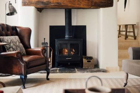 Two Rose Walk Cottage Cotswolds Moreton-in-Marsh المظهر الخارجي الصورة
